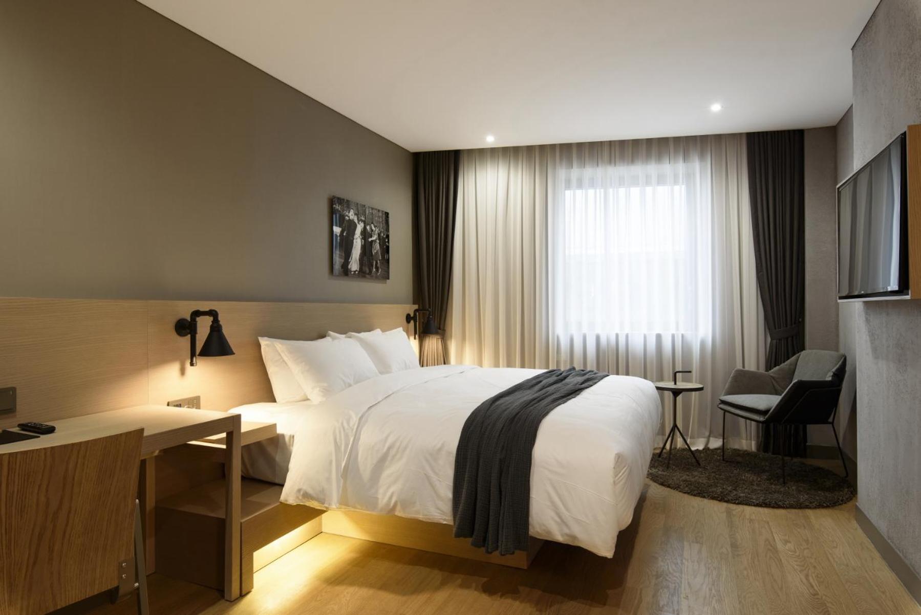 Hotel28 Myeongdong Seoul Ngoại thất bức ảnh