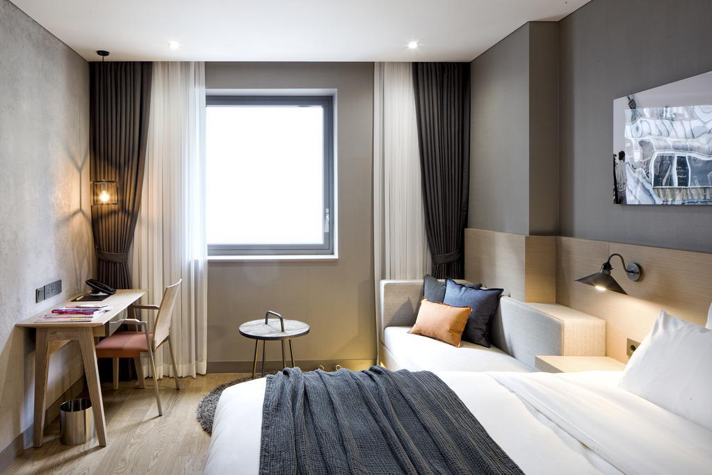 Hotel28 Myeongdong Seoul Ngoại thất bức ảnh