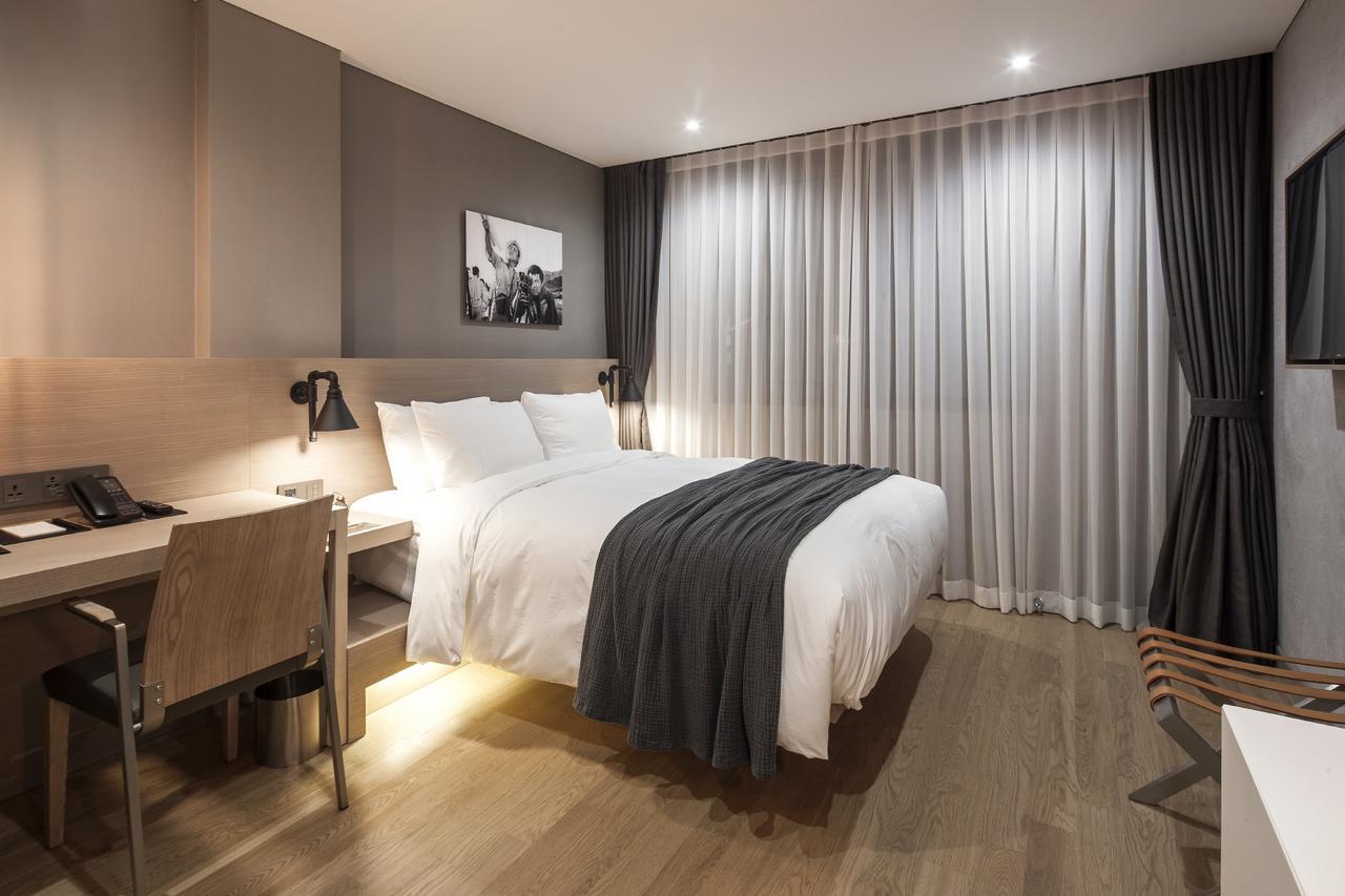 Hotel28 Myeongdong Seoul Ngoại thất bức ảnh