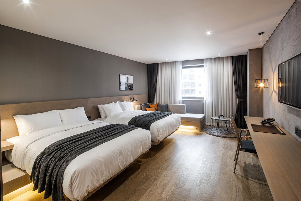 Hotel28 Myeongdong Seoul Ngoại thất bức ảnh