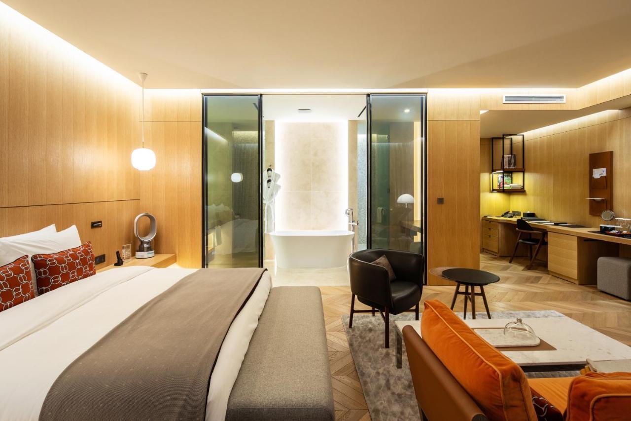 Hotel28 Myeongdong Seoul Ngoại thất bức ảnh